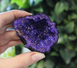 Coloured Calsite Geodes - Black Rock - Blue