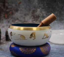 Lrg Yoga Moves Singing Bowl Set- White/Blue 14cm