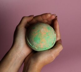 Hawaiian Mango Bath Bomb