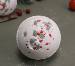 Christmas Bath Bomb - Holly Berry & Mistletoe