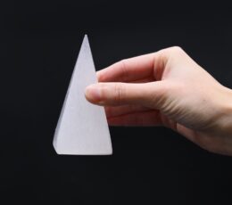Selenite Pyramid - 10 cm