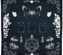 Tarot Reading Cloth - Ancient Witch