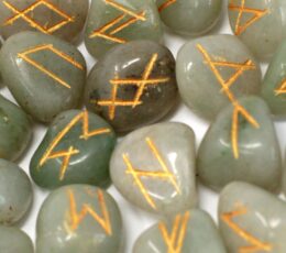 Runes Stone Set in Pouch - Green Aventurine