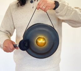 Small Healing Gong in Stand - 25cm - Black