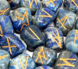 Runes Stone Set in Pouch - Lapis